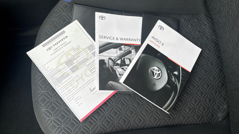 Toyota Aygo X 1.0 VVT-i Edge 5dr [Parking] Petrol Hatchback